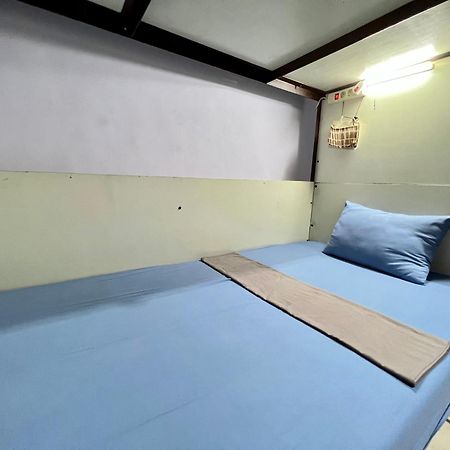 Mador Malang Dorm Hostel Zewnętrze zdjęcie