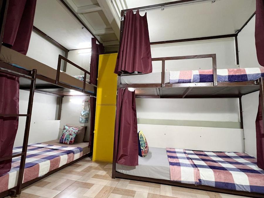 Mador Malang Dorm Hostel Zewnętrze zdjęcie
