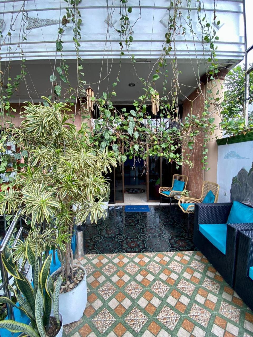 Mador Malang Dorm Hostel Zewnętrze zdjęcie
