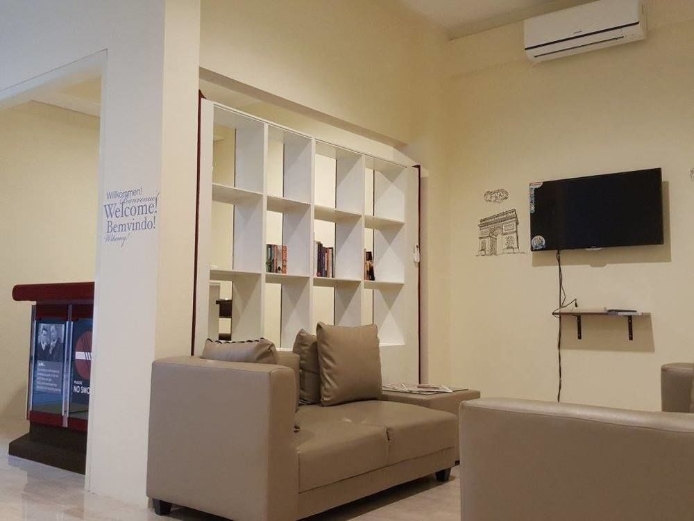 Mador Malang Dorm Hostel Zewnętrze zdjęcie