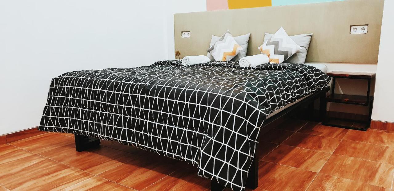 Mador Malang Dorm Hostel Zewnętrze zdjęcie