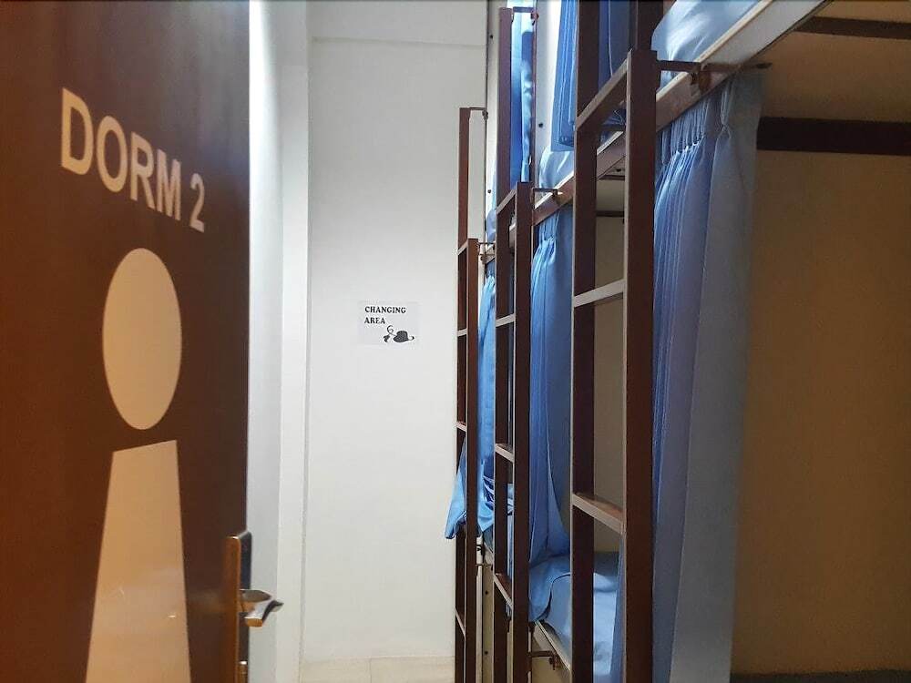 Mador Malang Dorm Hostel Zewnętrze zdjęcie